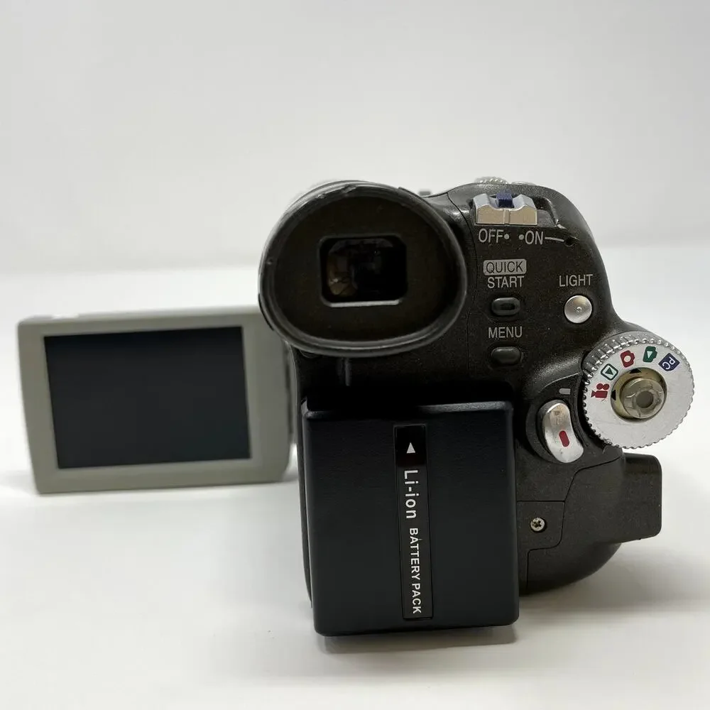 Panasonic PV-GS35 Camcorder *READ*